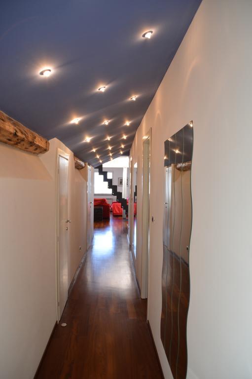 Sunflower Apartment With Private Terrace And Lift Cenova Dış mekan fotoğraf
