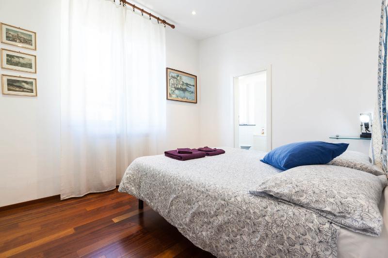 Sunflower Apartment With Private Terrace And Lift Cenova Dış mekan fotoğraf