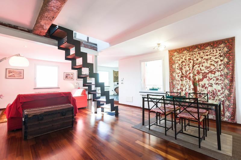 Sunflower Apartment With Private Terrace And Lift Cenova Dış mekan fotoğraf